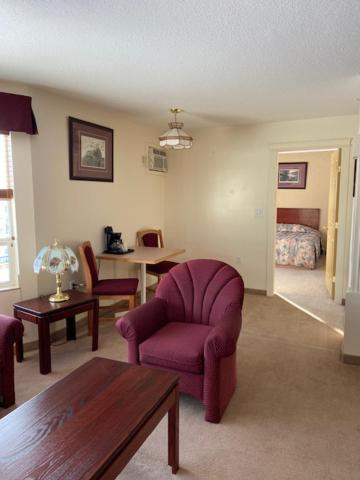 Western Budget Motel West Red Deer Bagian luar foto