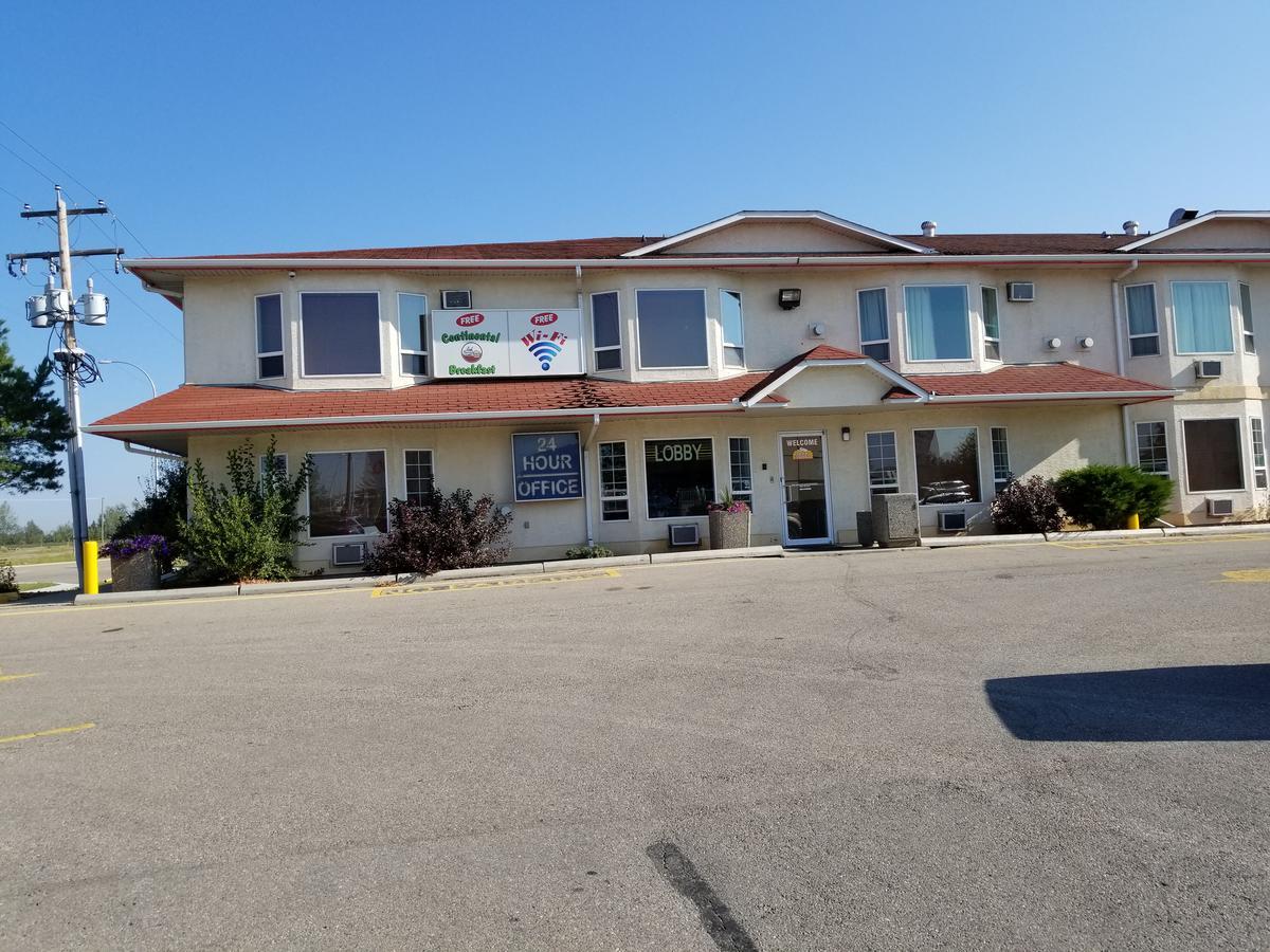 Western Budget Motel West Red Deer Bagian luar foto